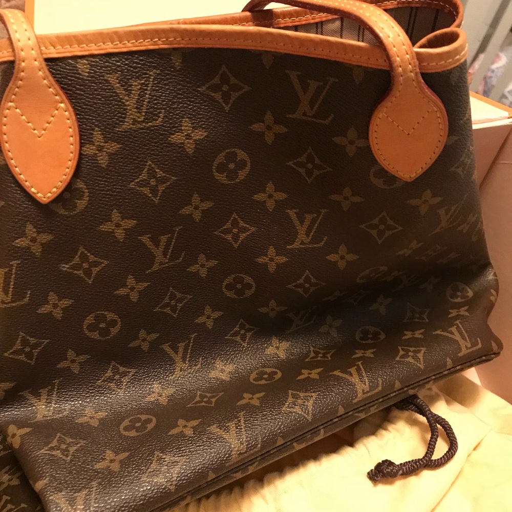 SOLD 🛑